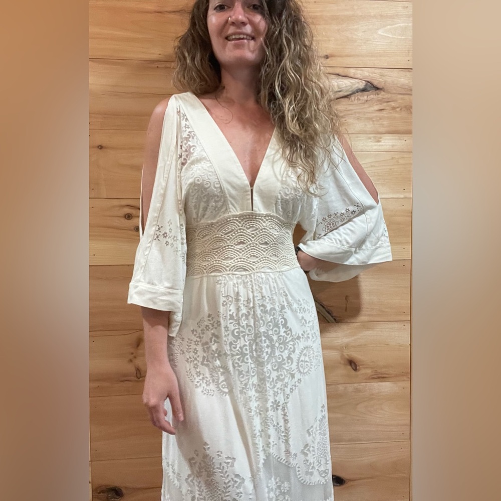 Elegant Off-White Farm Rio Solana Dress Size S - Picture 9 of 16